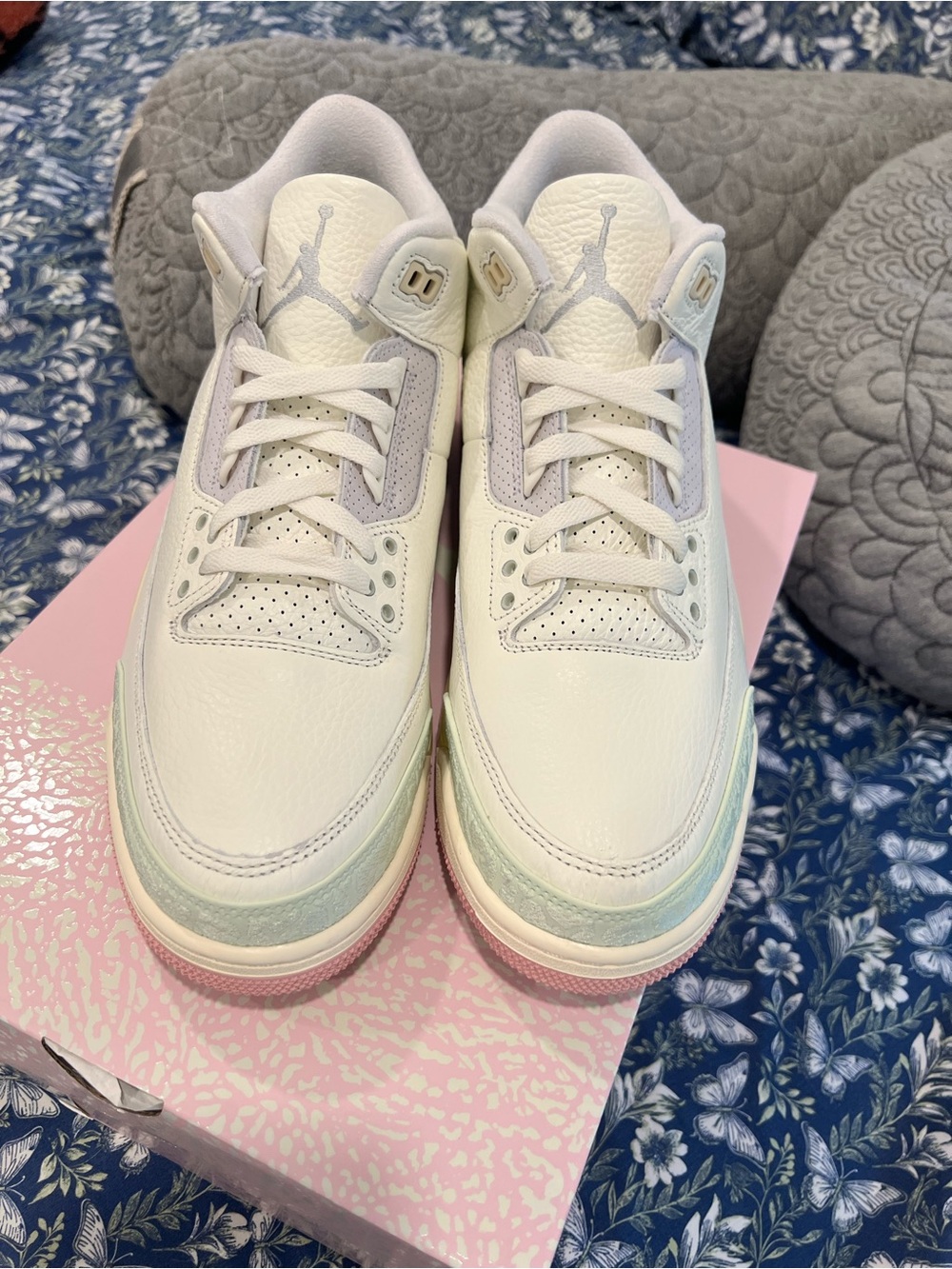Men’s Dead Stock Jordan 3 Retro Spring Is In The Air size 11.5.